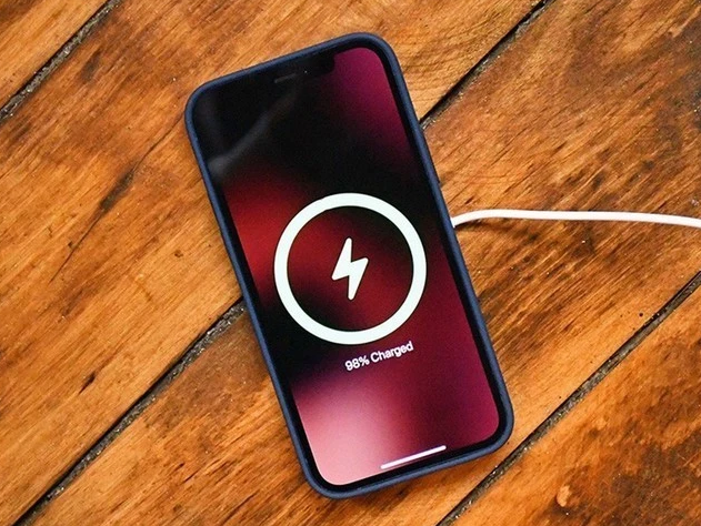 大荔苹果手机维修分享iPhone 12可以随便充电吗 